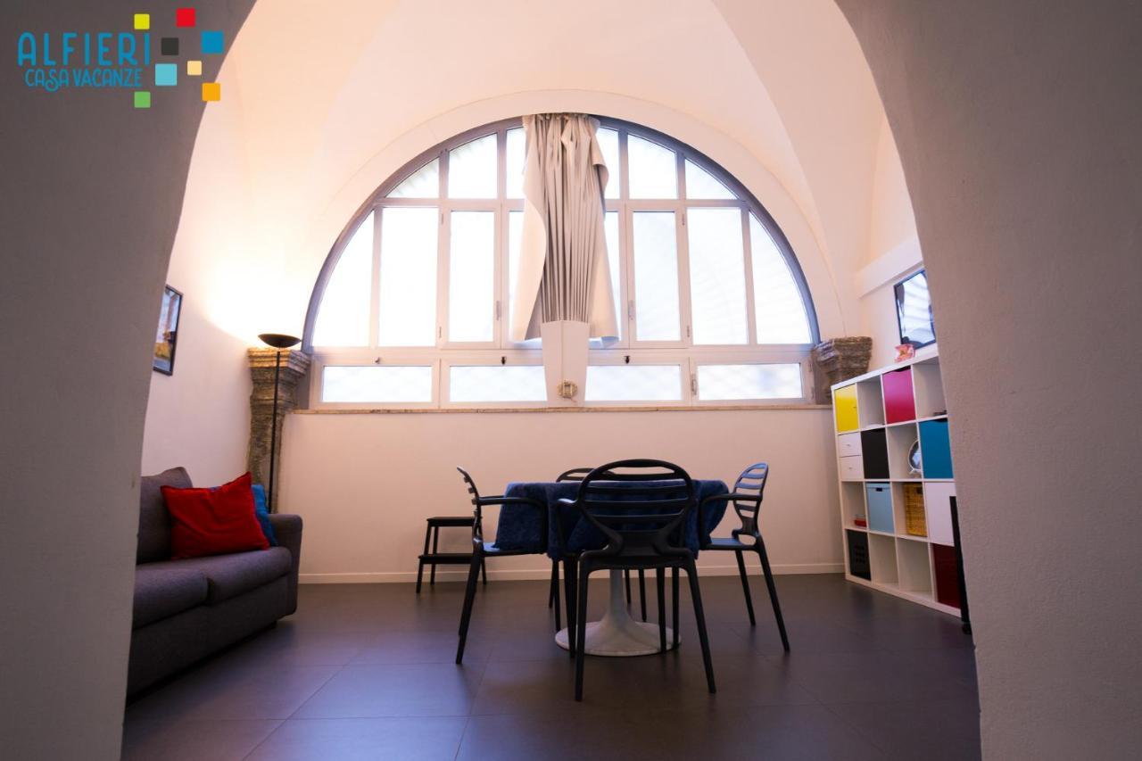 Casa Vacanze Alfieri Νάπολη Εξωτερικό φωτογραφία