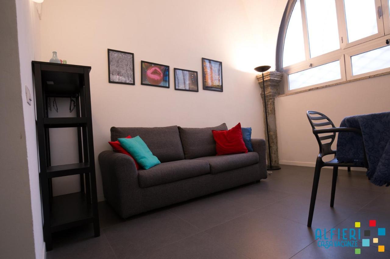 Casa Vacanze Alfieri Νάπολη Εξωτερικό φωτογραφία